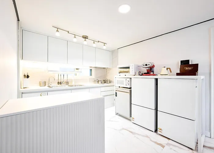 Hta Tailored Service Home&fitness Near Stn * Seúl